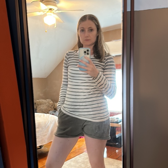 J. Crew Artist Tee - Picture 3 of 4